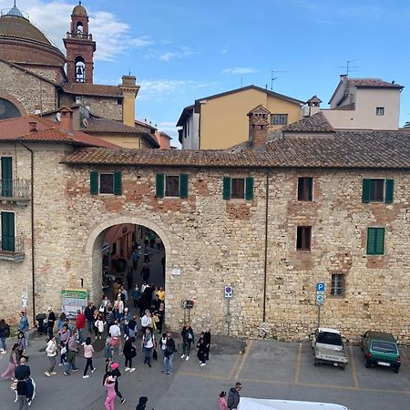 Porta Senese Suite Castiglione del Lago Exterior photo